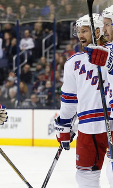 Jimmy Vesey, Antti Raanta lead Rangers past Blue Jackets 3-2 (Feb 13, 2017)